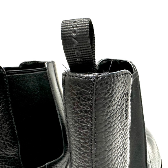 Coach Graham Chelsea Boots – Black Leather (Like New) - Picture 9 of 15